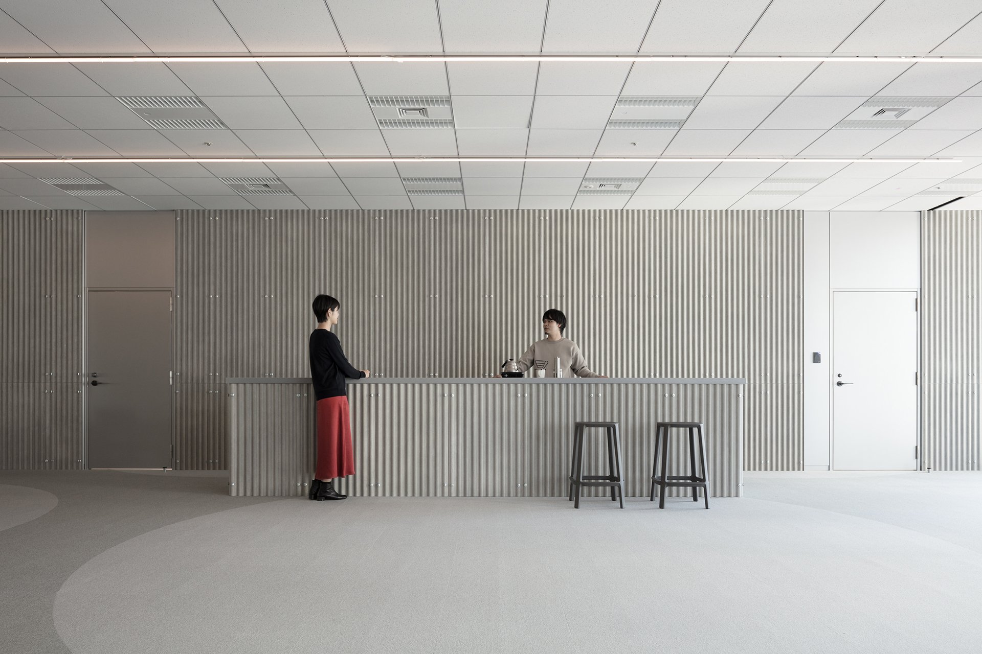 ゆうじ様製作依頼　ミラーガラス大型オフィスビル 日鉄興和不動産が手掛ける「BIZCORE神保町Ⅱ」においてLIXILの循環型低